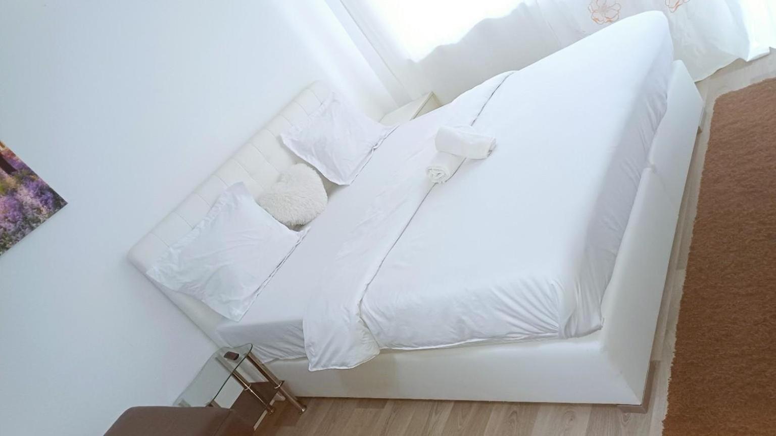 Gemuetliches Loft 150 M Von Slk Klinikum Boeckingen Apartment Heilbronn Ngoại thất bức ảnh
